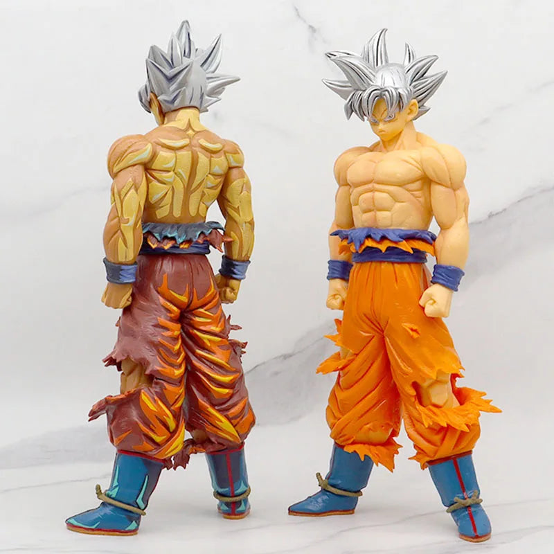 Dragon Ball z-Goku Ultra Instinct 30CM