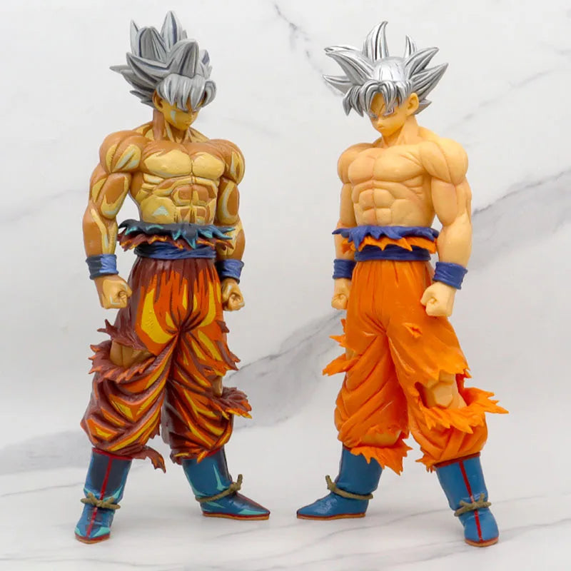 Dragon Ball z-Goku Ultra Instinct 30CM