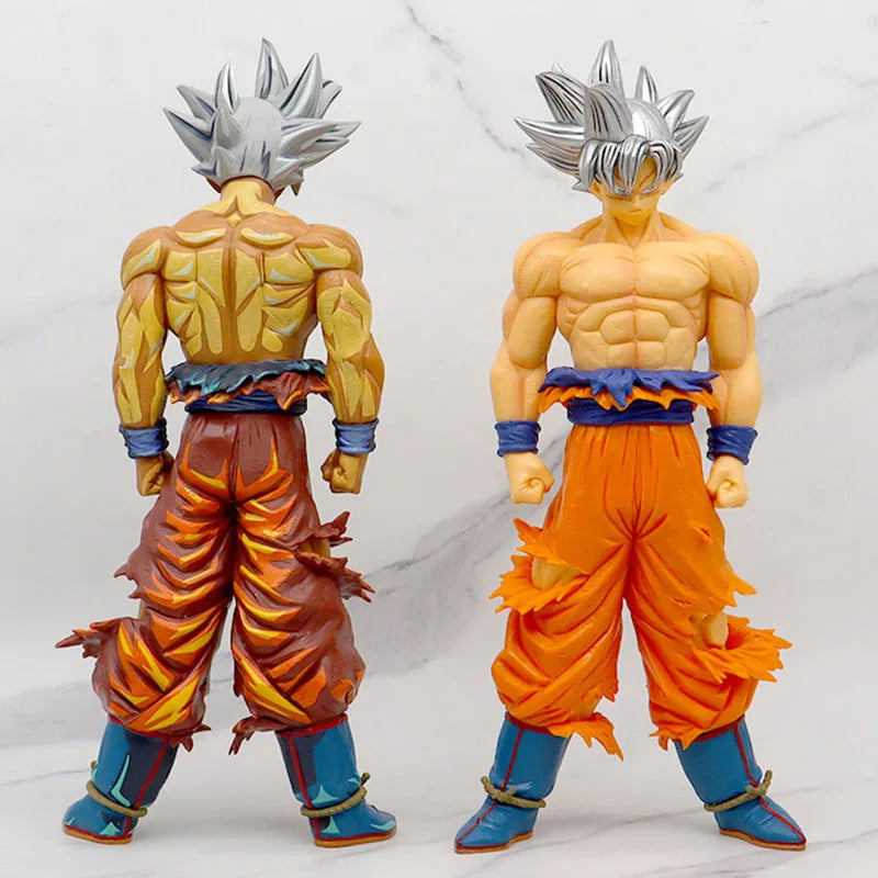 Dragon Ball z-Goku Ultra Instinct 30CM
